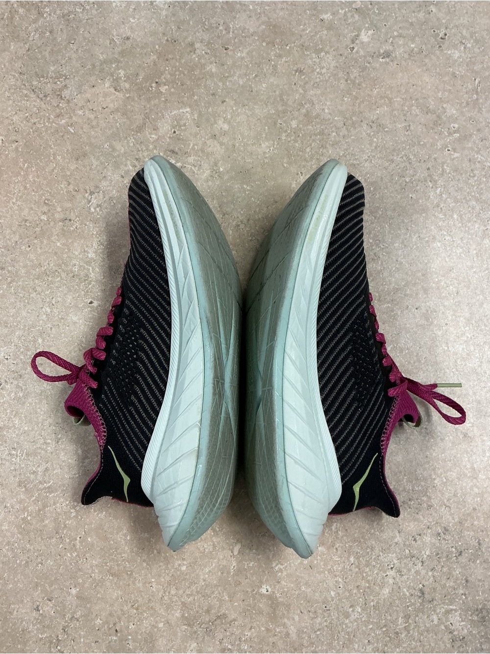 Hoka Carbon X 3 Women’s SZ 7 Running Shoe Festival Fuchsia/Black Hiking Trails - Picture 11 of 13